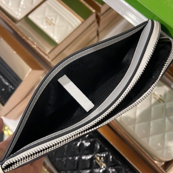 Kate Spade Lucy Medium L-Zip Wristlet 
COLOR: Platinum Grey Multi 
NWT - Picture 12 of 16